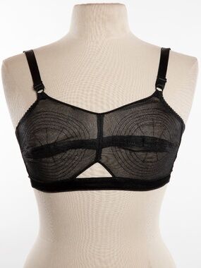 Stockings & Romance Black Retro Lace Bra - UK 36C